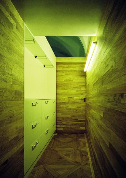 MOBA studio / photographic documentation of interior of the apartment / Mostecká street, Prague / 2009 / IV
