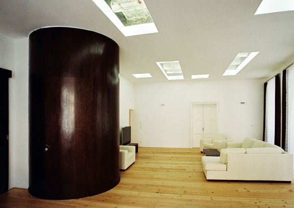 MOBA studio / photographic documentation of interior of the apartment / Mostecká street, Prague / 2009 / II