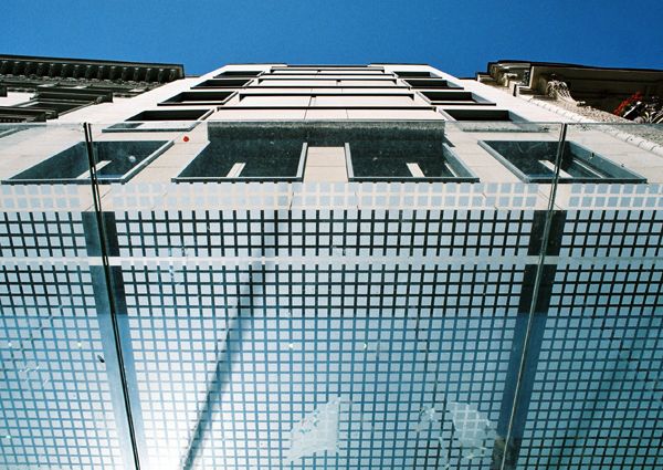 CCEA / photographs in the catalog "Architecture of Prague 1 from 1990 to 2010" / House on Gold Cross