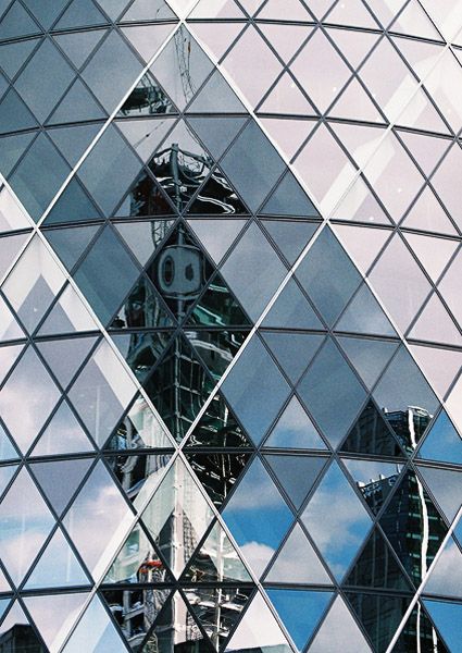 Lord Norman Foster / Swiss Re Headquarters, Londýn, Anglie / VII