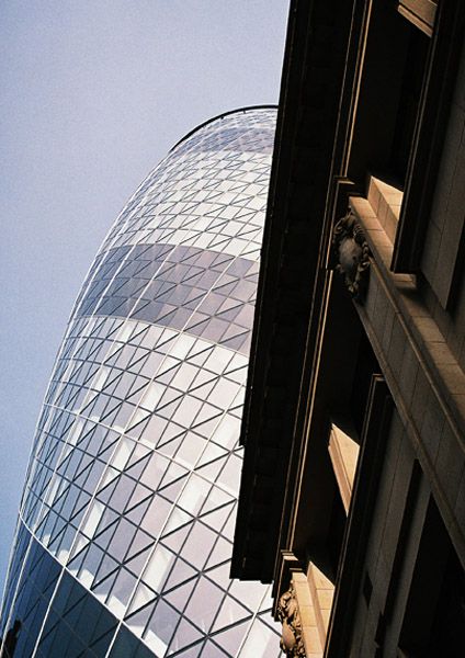 Lord Norman Foster / Swiss Re Headquarters, Londýn, Anglie / V