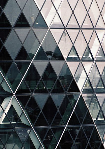 Lord Norman Foster / Swiss Re Headquarters, Londýn, Anglie / III