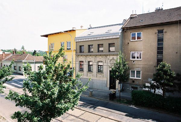 Fránek architects / fotodokumentace rekonstrukce řadového domu / Brno / 2012 / I