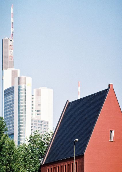 FRANKFURT NAD MOHANEM / NĚMECKO / IV
