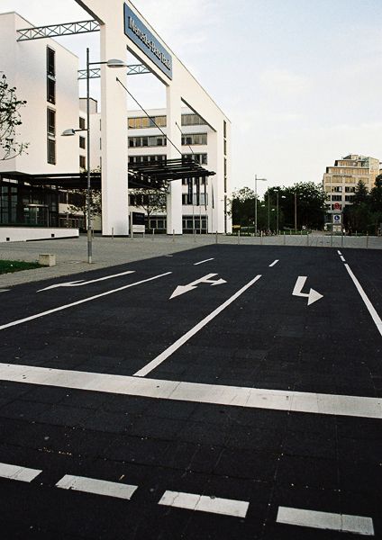 STUTTGART / NĚMECKO / VI
