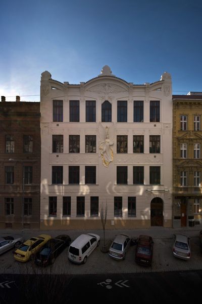 PRIVILEG - reconstruction of monuments and historical buildings / Jaselská street no. 9, Brno / 2015 / II