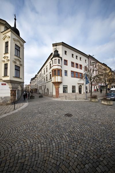 PRIVILEG - reconstruction of monuments and historical buildings / Masaryk square no. 47, Jihlava / 2015 / I