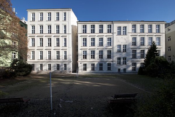 PRIVILEG - reconstruction of monuments and historical buildings / facade - Jaselská street no. 9 - inner courtyard, Brno / 2016 / II