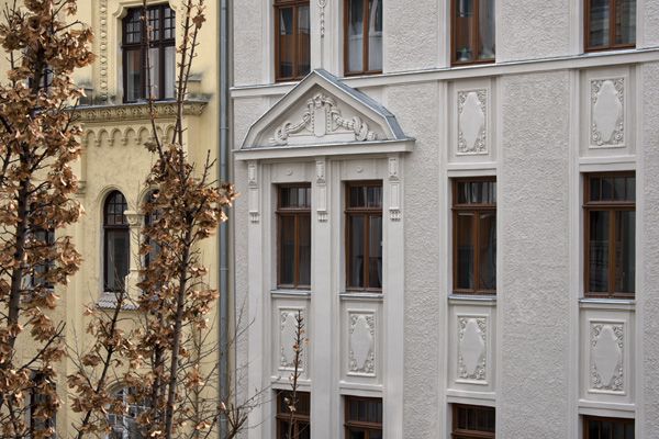 PRIVILEG - reconstruction of monuments and historical buildings / Facade - Výstavní street no. 11, Brno / 2016 / II