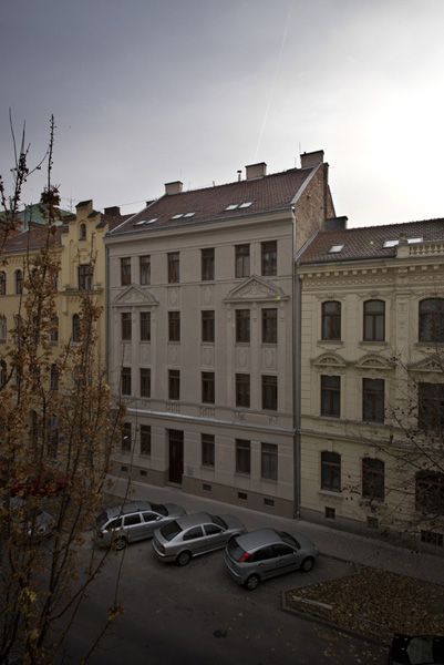 PRIVILEG - rekonstrukce památek a historických budov / Fasáda - Výstavní 11, Brno / 2016 / I