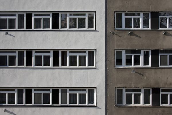PRIVILEG - reconstruction of monuments and historical buildings / facade - Kopečná street no. 29, Brno / III