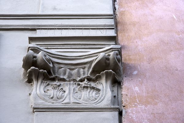 PRIVILEG - reconstruction of monuments and historical buildings / Facade - Smetanova street no. 6, Jihlava / 2017 / VII