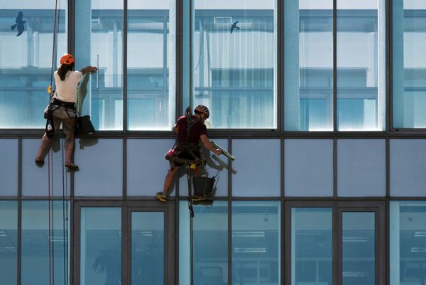 Hofmannservis / Trinity Office Center / window cleaning by climbing / VI