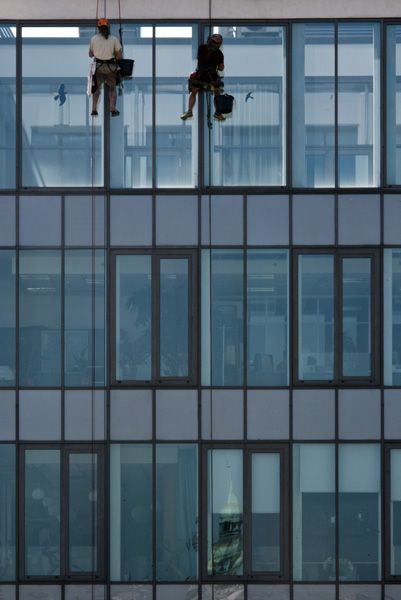 Hofmannservis / Trinity Office Center / window cleaning by climbing / III