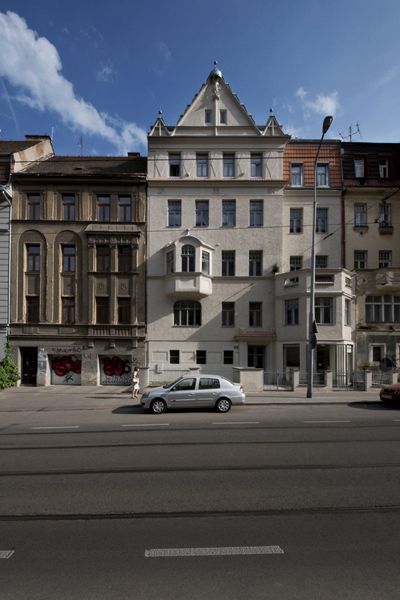 PRIVILEG - rekonstrukce památek a historických budov / fasáda - Merhautova 32, Brno / 2018 / III