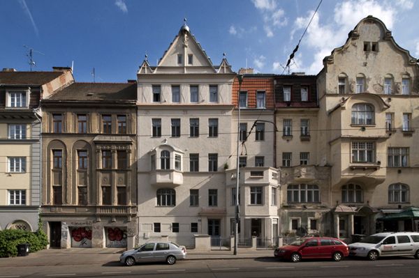 PRIVILEG - reconstruction of monuments and historical buildings / Facade / Merhautova street no. 32, Brno / 2018 / I