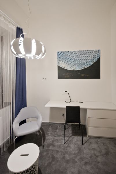 guest house Zámeček Lednice / Dalí museum Figueres