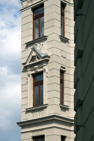 PRIVILEG - reconstruction of monuments and historical buildings / Facade / Jiráskova street no. 16, Brno / 2018 / IV
