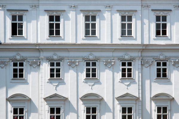 PRIVILEG - rekonstrukce památek a historických budov / Facade / Zelný trh no.10, Brno / 2019 / II