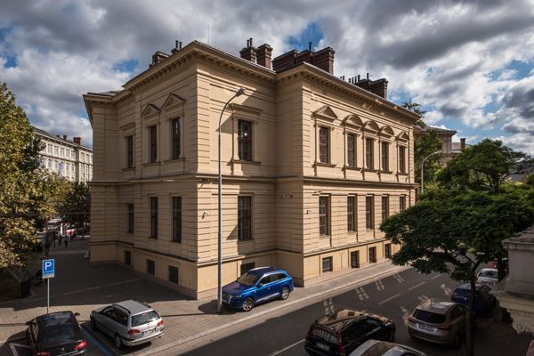 PRIVILEG - reconstruction of monuments and historical buildings / Facade / Joštova street no. 13, Brno / 2019 / II