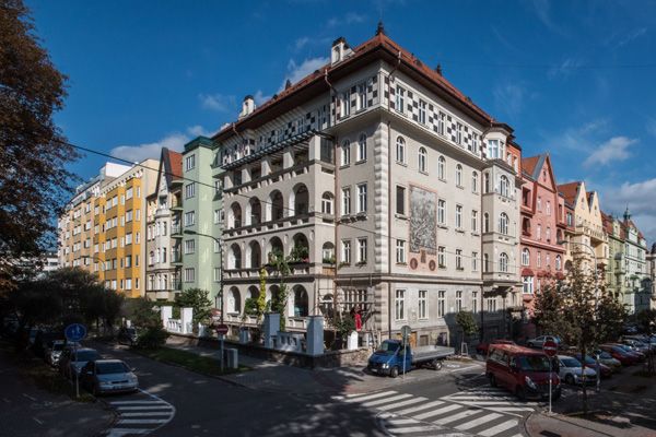PRIVILEG - reconstruction of monuments and historical buildings / Facade - Smetanova street no. 41, Brno / 2020 / I