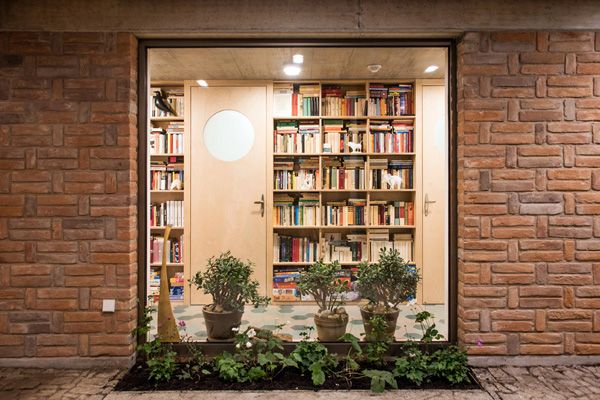 KAMKAB!NET / photographic documentation of family house in former worker colony / Brno / 2020 / XXII