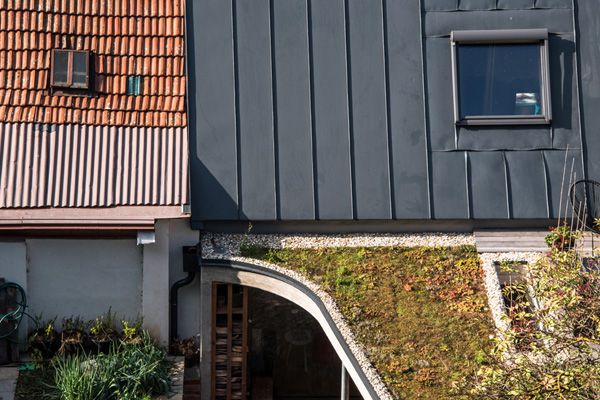 bonus-KAMKAB!NET / photographic documentation of family house in former worker colony / Brno / 2020 / XV