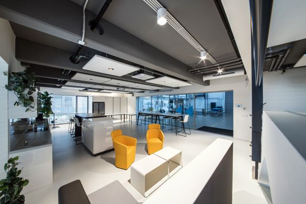 Libor Žák / Annex of research and innovation centre / Intemac Solutions / Kuřim, Czech Republic / 2021 / XXI