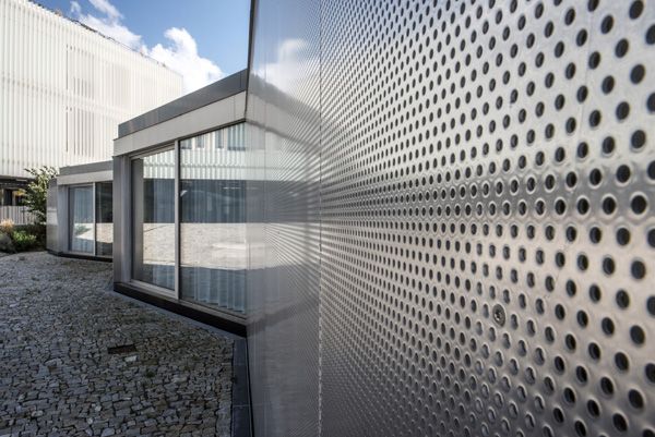 CHKAU / photographic documentation of interior of the modular research center, piazzetta and details / Vizovice, Czech republic / 2023 / V