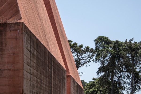 Eduardo Souto de Moura / Casa das Histórias Paula Rego, Cascais, Portugal / XX