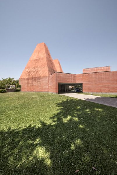 Eduardo Souto de Moura / Casa das Histórias Paula Rego, Cascais, Portugalsko / IX
