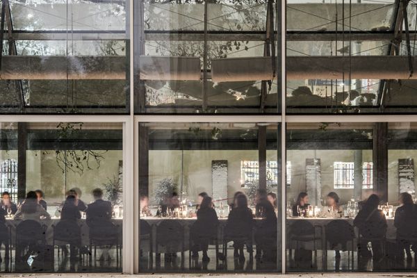 CHKAU / Mendelův skleník / fotodokumentace ateliérové vánoční večeře / Brno / 2022 / IV