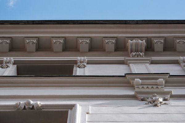 PRIVILEG - rekonstrukce památek a historických budov / Fasáda / Jiráskova 32, Brno / 2021 / XVI