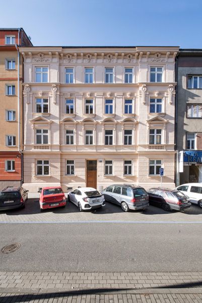 PRIVILEG - rekonstrukce památek a historických budov / Fasáda / Štěpánská 8, Brno / 2023 / I