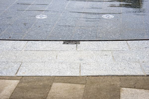 Consequence forma / rekonstrukce parku / fotodokumentace procesu realizace / Moravské nám., Brno / 2022-23 / CLV