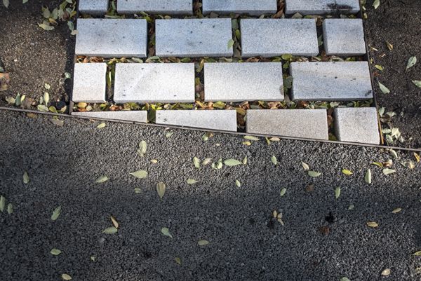 Consequence forma -/ rekonstrukce parku / fotodokumentace procesu realizace / Moravské nám., Brno / 2022-23 / LVII
