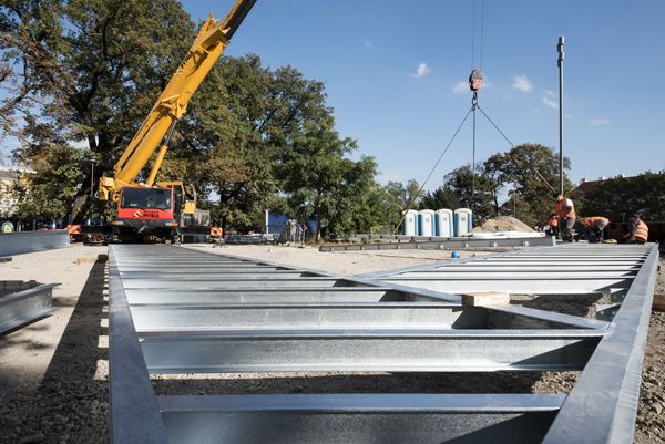 Consequence forma / rekonstrukce parku / fotodokumentace procesu realizace / Moravské nám., Brno / 2022-23 / LII