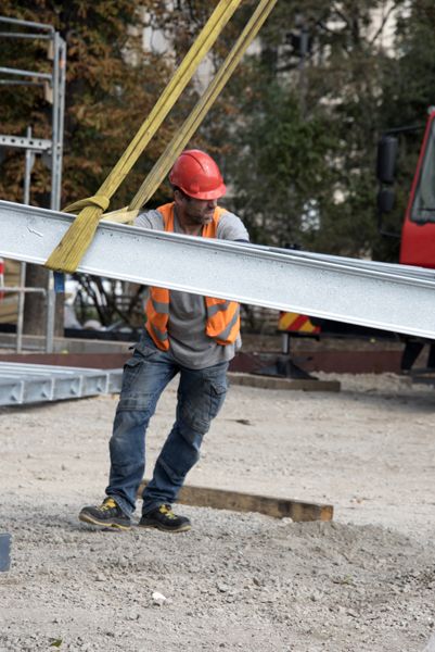 Consequence forma / rekonstrukce parku / fotodokumentace procesu realizace / Moravské nám., Brno / 2022-23 / LI