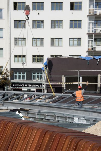 Consequence forma / rekonstrukce parku / fotodokumentace procesu realizace / Moravské nám., Brno / 2022-23 / XLVII