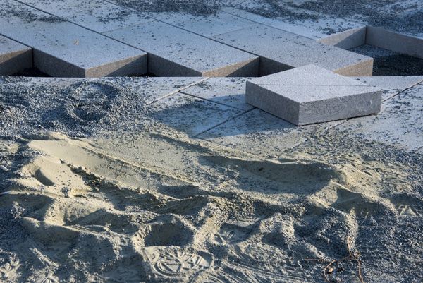 Consequence forma / rekonstrukce parku / fotodokumentace procesu realizace / Moravské nám., Brno / 2022-23 / XXXIV