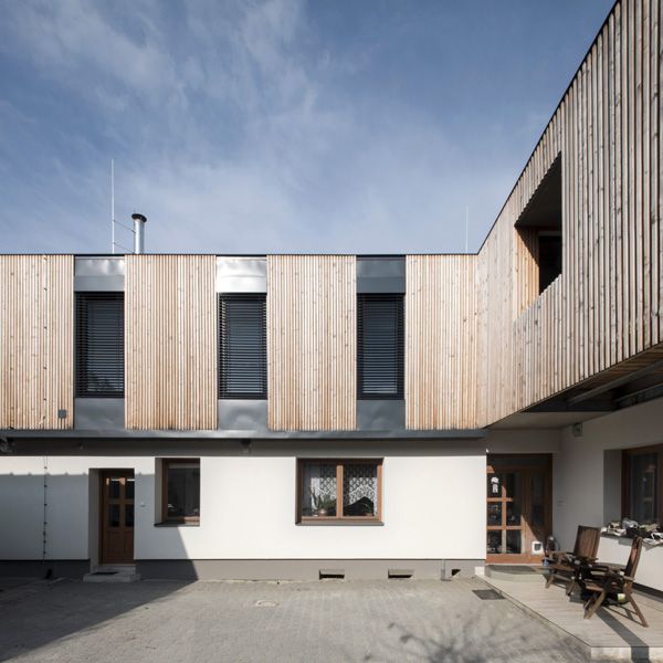 Čtyřstěn / architektonické studio / fotodokumentace nástavby rodinného domu, Brno / 2023 / V