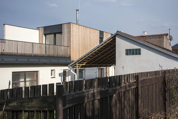 Čtyřstěn / architektonické studio / fotodokumentace nástavby rodinného domu, Brno / 2023 / VI