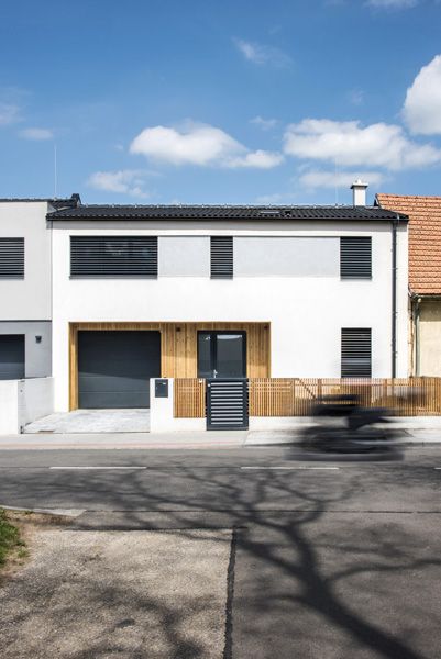 Čtyřstěn / architektonické studio / fotodokumentace řadového rodinného domu, Brno / 2023 / II