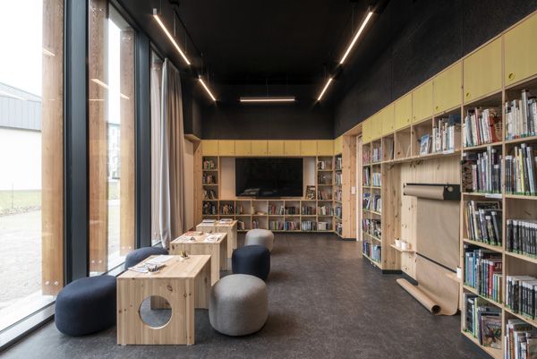 Čtyřstěn / architektonické studio / Městská knihovna, Rožnov pod Radhoštěm / 2023 / XVIII