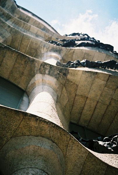 Antoni Gaudí / Casá Milá, Barcelna, Spain
