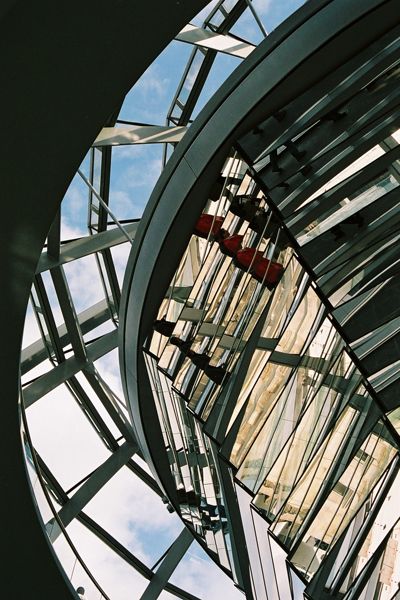 Lord Norman Foster / Dome of Parliament, Berlin, Germany / III