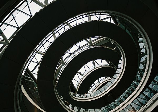 Lord Norman Foster / City Hall, London, UK / III