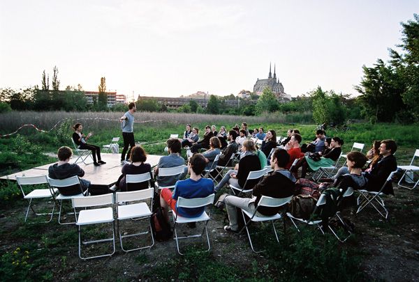 Theater on the boulevard / Pavol Seriš + Ema Krížová / Chybik + Kristof AA / Brno / 15 May 2013 / XIV