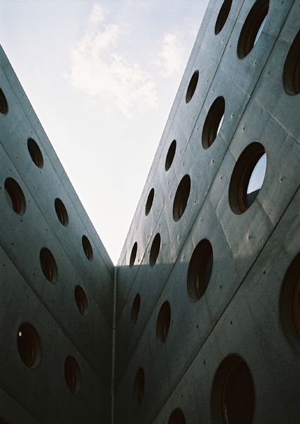 Projektil architekti / The Education and Research library / Hradec Králové, Czech republic / III