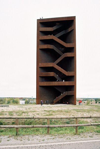 Stefan Giers / Lusatian Lakeland Landmark, Senftenberg, Germany / II